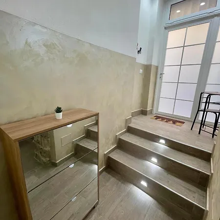 House Karol Апартаменты Неаполь